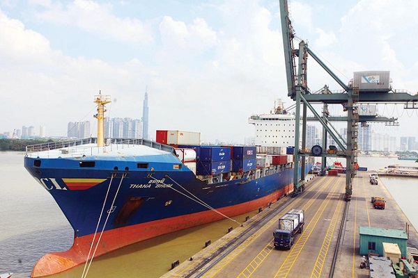 Chính phủ yêu cầu TP Hồ Chí Minh điều chỉnh phí hạ tầng cảng biển trong tháng 7