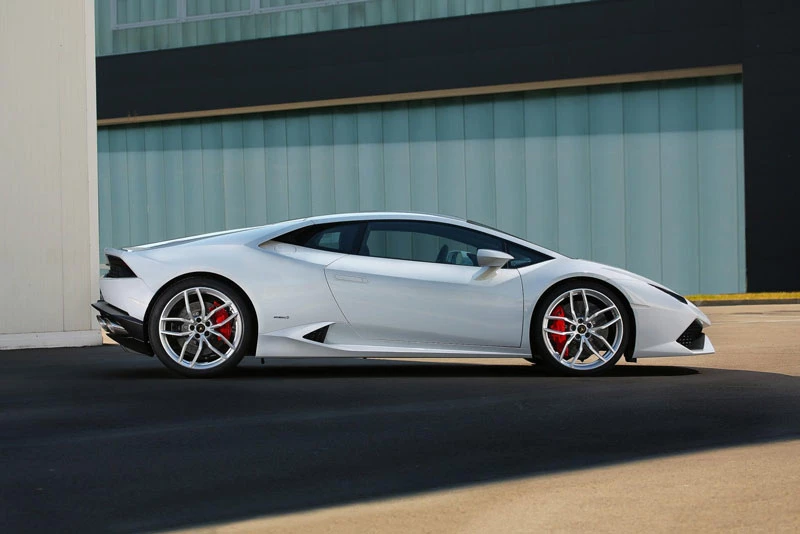 1. Lamborghini Huracan 2022.