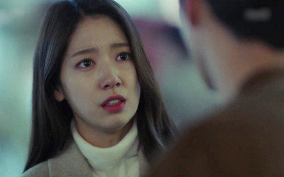 Chồng chết lặng không ngờ cậu em đồng nghiệp 'trông nom' vợ mình theo cách này