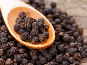 Lợi ích tuyệt vời của hạt tiêu đen