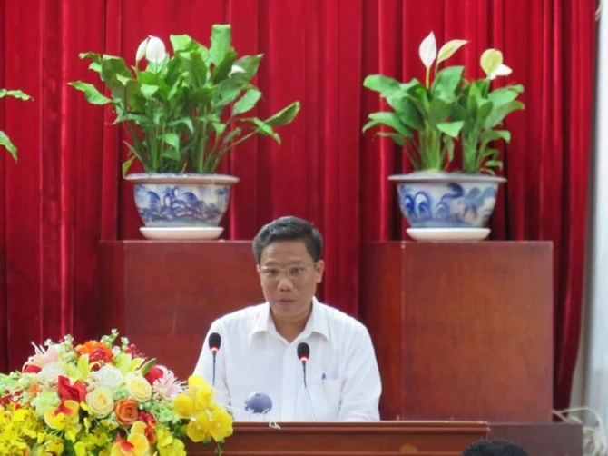 Ông Nguyễn Thực Hiện - Phó Chủ tịch UBND TP Cần Thơ trình bày kết quả thực hiện Nghị quyết 20.
