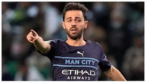 Barca muốn có Silva, Man City ra giá