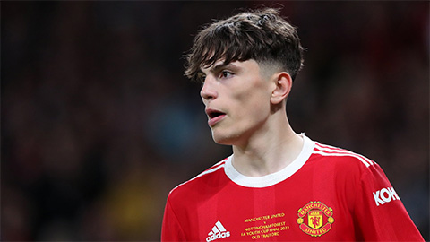 MU tìm cách giữ chân thần đồng người Argentina thêm 5 năm