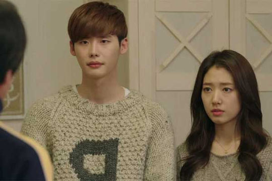 Điếng người khi phát hiện bí mật giữa mẹ chồng và nàng dâu giấu kín sau lọ thuốc lạ trong ngăn kéo