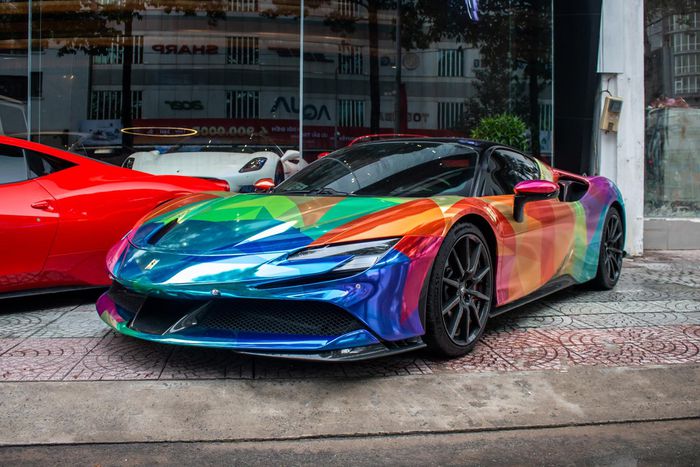 Điểm danh những siêu xe Ferrari mạnh nhất Việt Nam