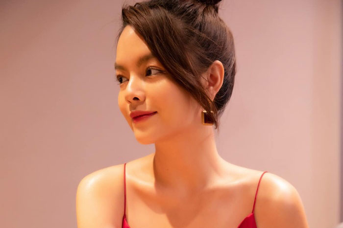 Hội mẹ đơn thân 'sắc nước hương trời' của Vbiz: Người U40 vẫn trẻ trung như gái 18, người mạnh mẽ hơn sau đổ vỡ