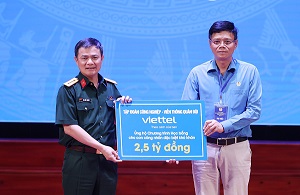 2,5 tỷ đồng học bổng trao tặng con công nhân hoàn cảnh đặc biệt khó khăn