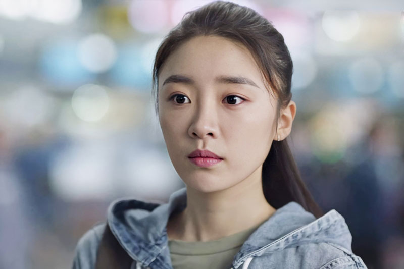 Bỏ làm để vào viện chăm mẹ chồng tương lai, khách đến thăm bà liền giới thiệu tôi với chức danh khiến ai cũng câm nín