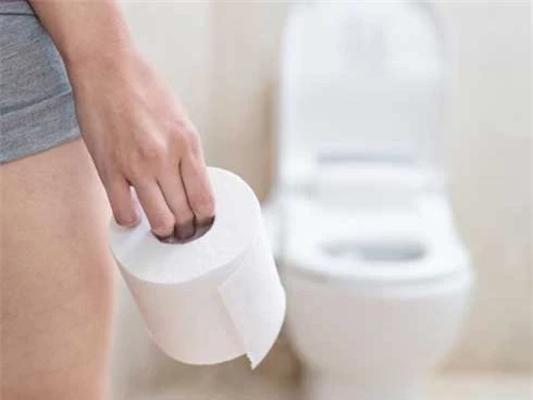 6 thói quen đi vệ sinh, càng mắc nhiều sẽ dễ ốm yếu đeo thêm bệnh - Ảnh 1.