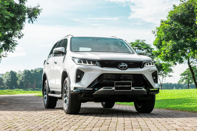 Bảng giá xe Toyota tháng 6/2022: Ưu đãi hấp dẫn