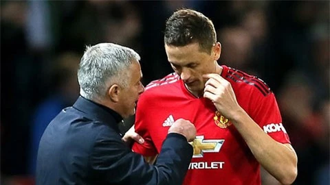 Matic tái hợp Mourinho tại Roma