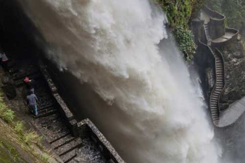 Những bậc thang tuyệt đẹp nhưng ít du khách dám đi