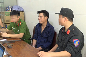 Nghệ An: Bắt "trùm" ma túy cùng 8 khẩu súng đã lên đạn