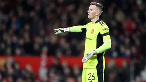 Dean Henderson chuẩn bị rời 'địa ngục' MU