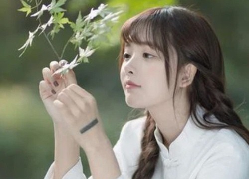 Chị gái chồng đòi vay 100 triệu, tôi giả danh chồng từ chối thì choáng nặng khi đọc tin nhắn hồi đáp