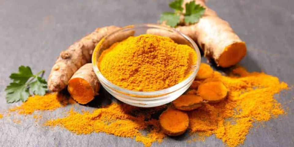 Cách uống tinh bột nghệ "chuẩn dáng" đẹp da, cân nặng giảm "vù vù"