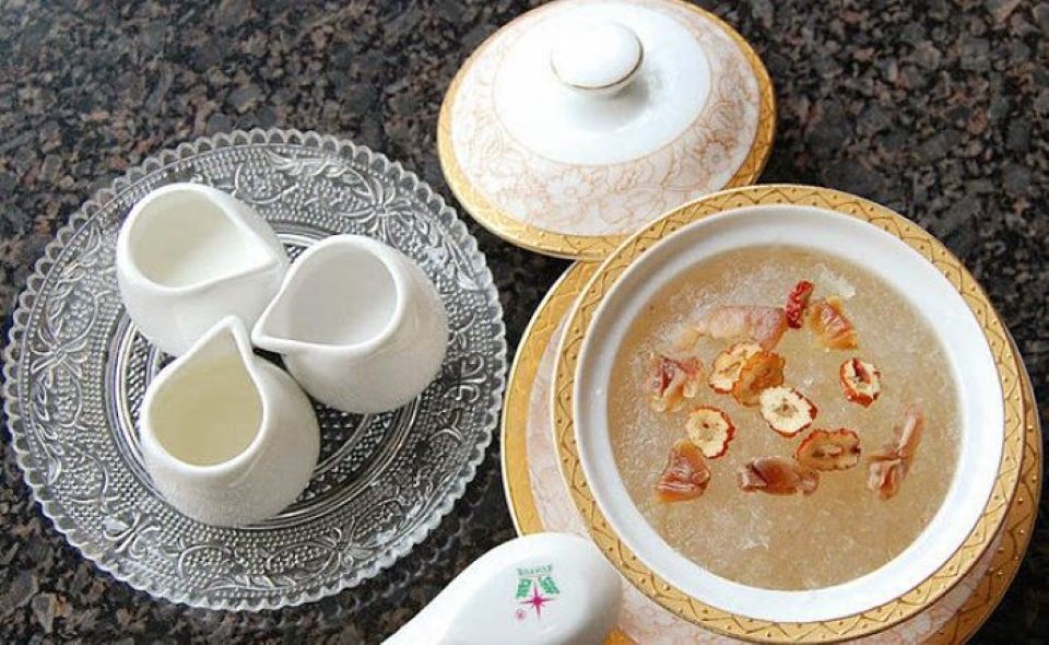 Những lợi ích không ngờ của đường phèn đối với sức khỏe