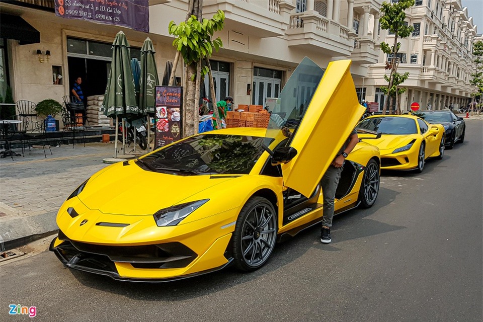 Lamborghini anh 1