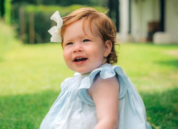 Meghan Markle thất vọng khi không được chụp ảnh bé Lilibet gặp Nữ hoàng Anh