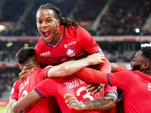 PSG đàm phán với Renato Sanches
