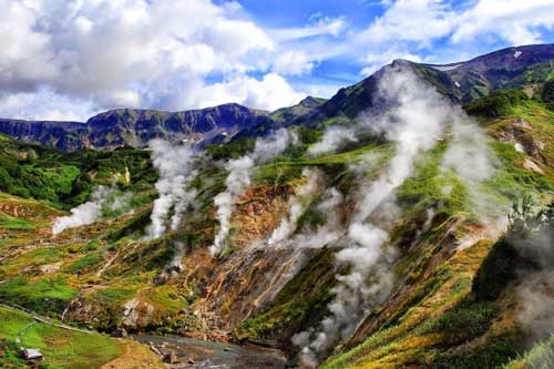 Chiêm ngưỡng thung lũng sở hữu những ngọn đồi ‘khói trắng’ đẹp như tranh vẽ