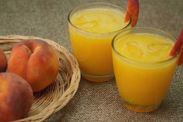 Lợi ích tuyệt vời của nước ép đào với sức khỏe