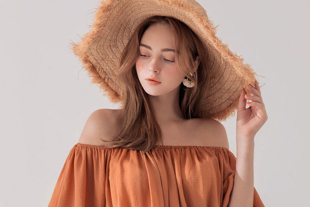 Gợi ý những mẫu áo trễ vai diện vào vừa mát mẻ sexy mà lại sang xịn