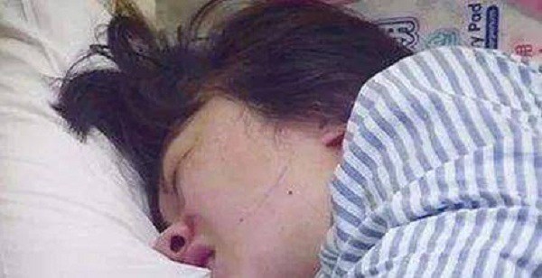 Mẹ chồng bắt sinh thường để tiết kiệm tiền, vợ đẻ xong chồng làm điều dại dột