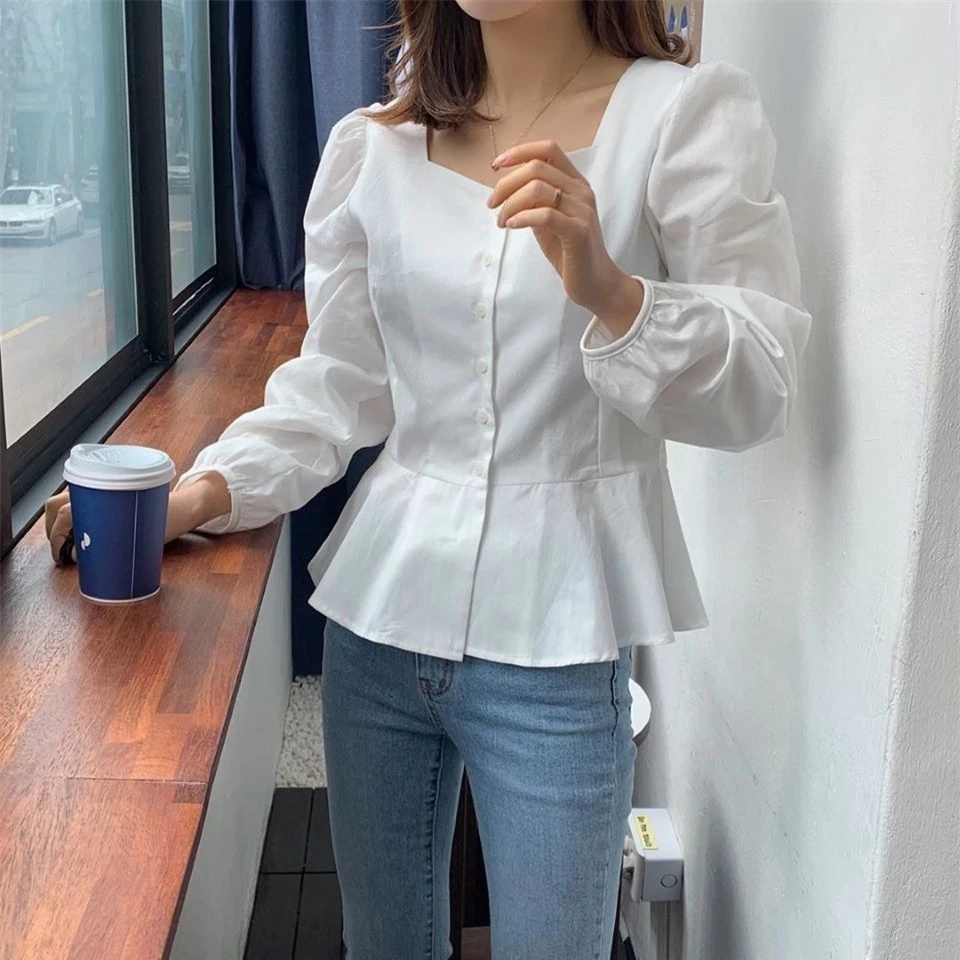 Những mẫu áo blouse cho mùa hè năng động