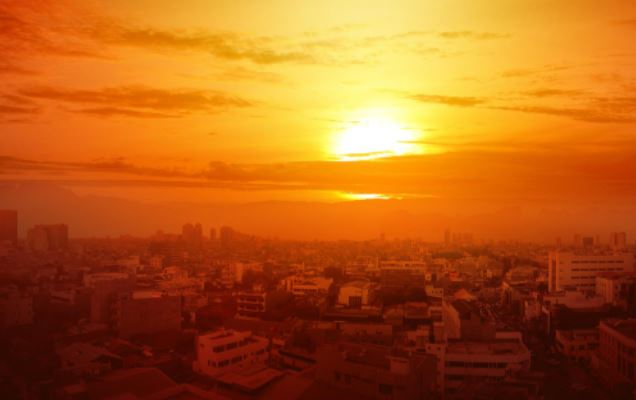 Nắng nóng càn quét: Tại sao con người ngày càng phải 'ngâm mình' trong sóng nhiệt dữ dội?