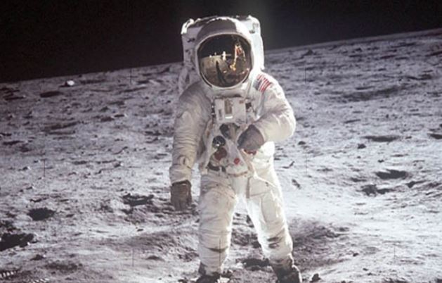 50 năm trước, vì sao phi hành gia lên Mặt Trăng đều mắc "bệnh lạ", triệu chứng giống nhau?