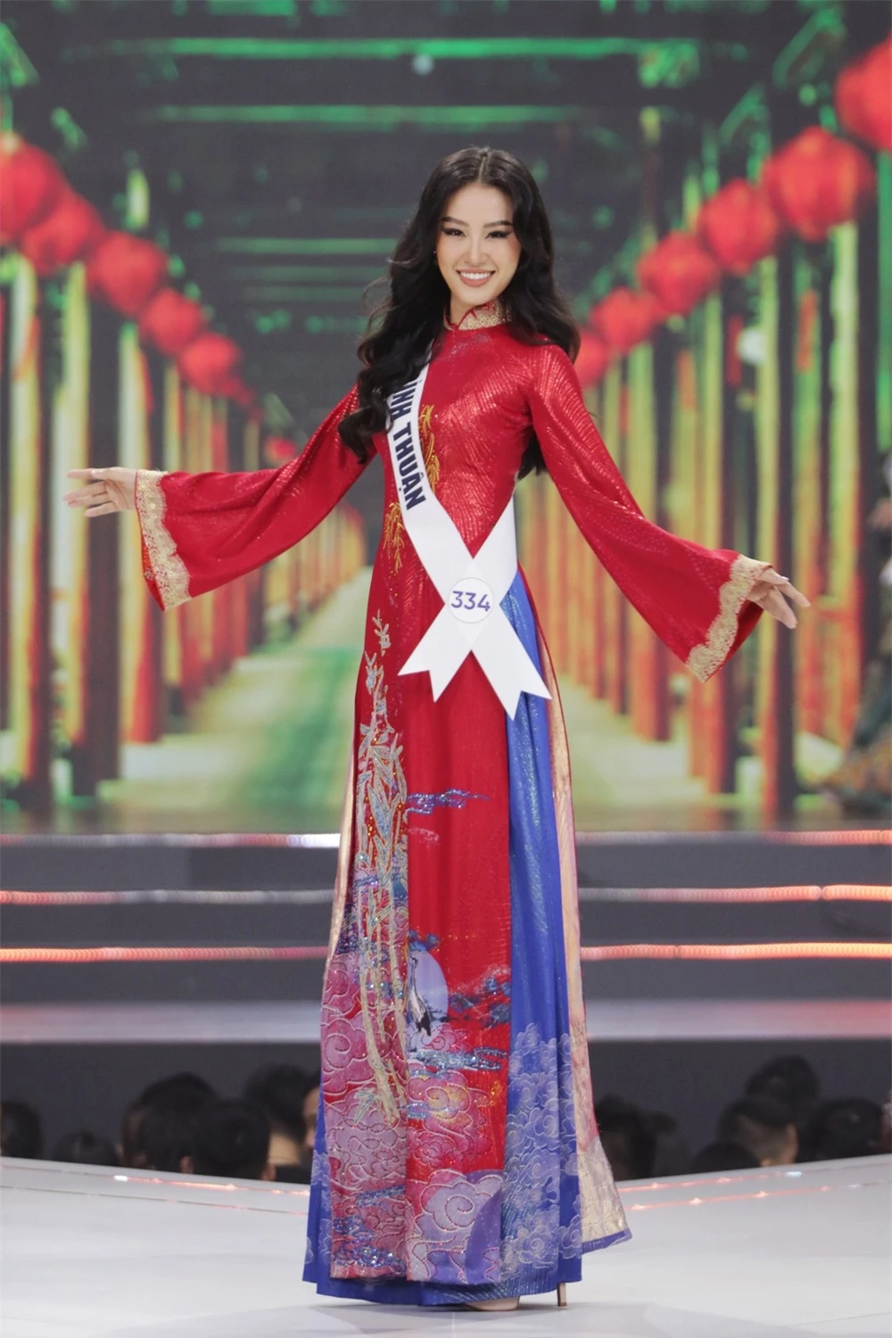 Bán kết Hoa hậu Hoàn vũ Việt Nam 2022: Loạt ứng viên cùng khoe vẻ nóng bỏng - Ảnh 10.