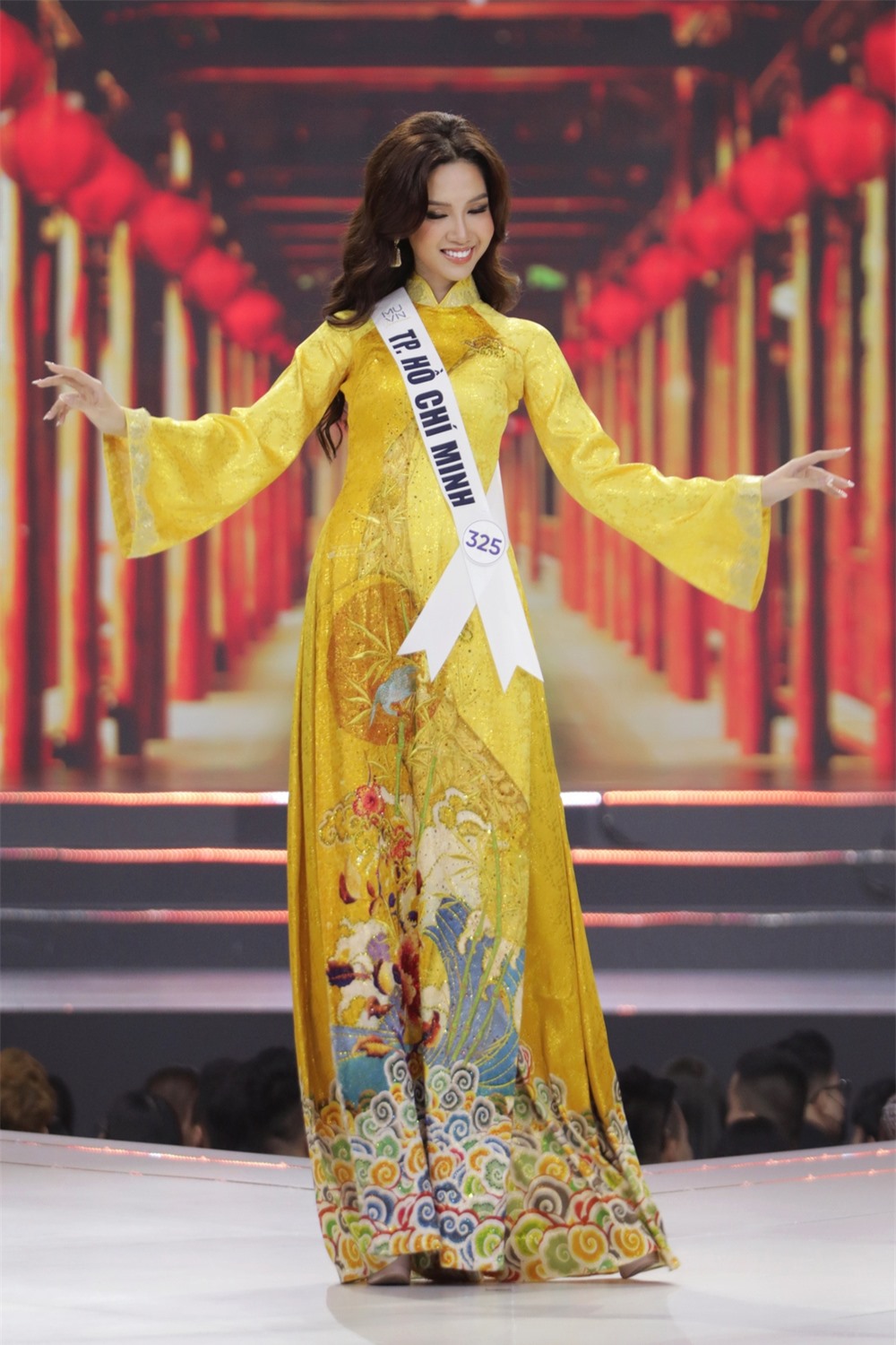 Bán kết Hoa hậu Hoàn vũ Việt Nam 2022: Loạt ứng viên cùng khoe vẻ nóng bỏng - Ảnh 5.