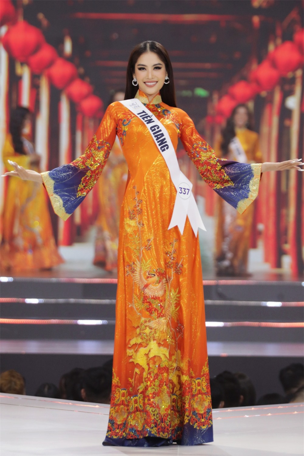Bán kết Hoa hậu Hoàn vũ Việt Nam 2022: Loạt ứng viên cùng khoe vẻ nóng bỏng - Ảnh 8.