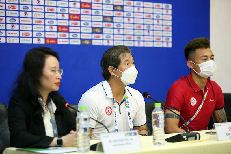 HLV Bae Jiwon (Viettel): 'Mục tiêu của chúng tôi là vượt qua vòng bảng'