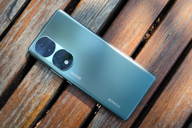 Ảnh chi tiết smartphone chip S778G Plus 5G, RAM 12 GB, sạc siêu tốc, giá hấp dẫn