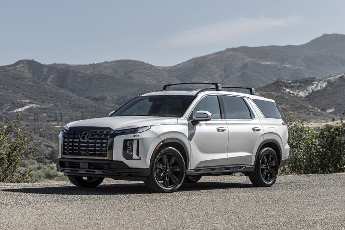 Hyundai Palisade 2023 tăng giá nhẹ, bổ sung phiên bản XRT 