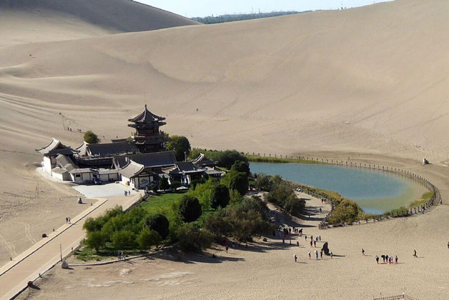 Kỳ lạ hiện tượng 'cát hát' trên đảo Hải Nam ở Trung Quốc