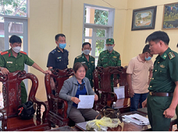 An Giang: Tạm giữ người phụ nữ nước ngoài vận chuyển hơn 1,1 kg vàng trái phép qua biên giới 