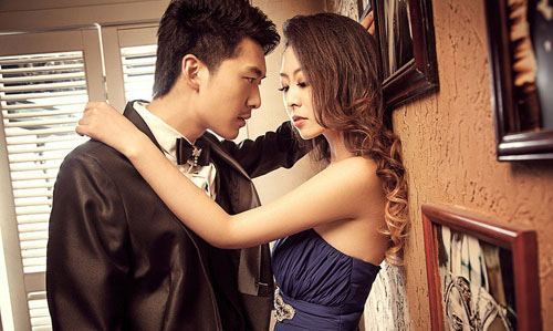 Sốc nặng khi biết được chồng lén lút gặp gỡ và có con với người yêu cũ