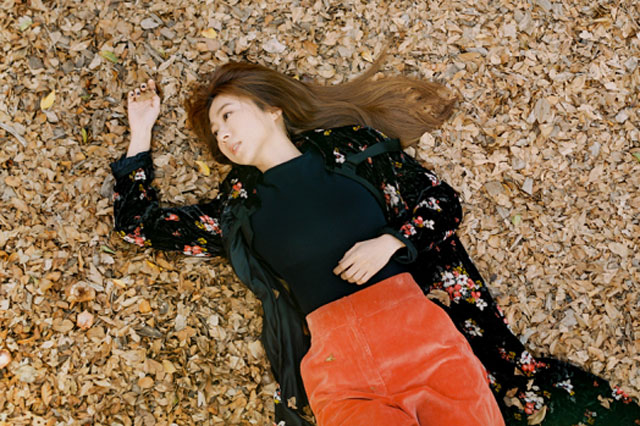 Mẹ chồng lên chăm cháu nhưng ngủ gật cả ngày, tôi buông lời trách cứ để rồi bật khóc khi nhìn camera