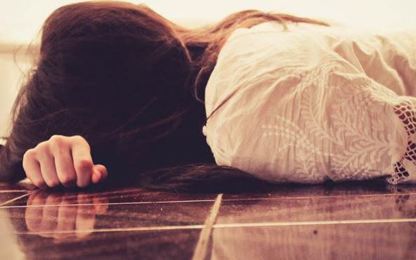 Bố mẹ bạn trai không cho cưới gấp, cô gái khiến cả nhà kinh hãi