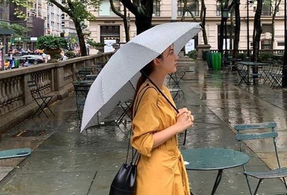 Bí quyết phối đồ để che vòng 2 ngấn mỡ