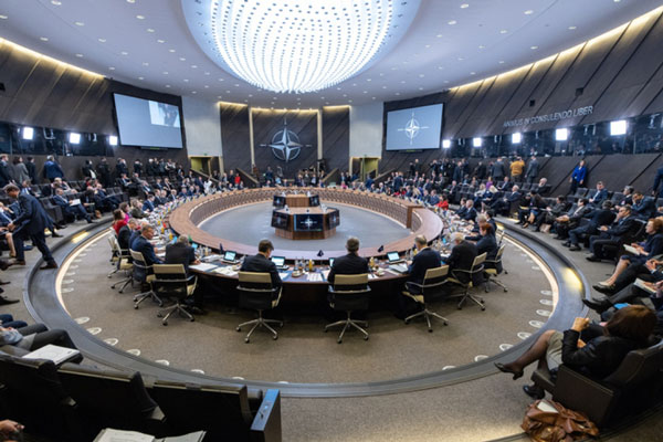 Thượng đỉnh NATO: Tìm cách đối phó Nga-Trung, tập trung vào chiến sự Ukraine