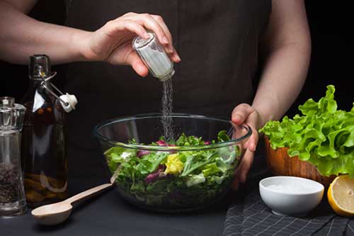 Chị em sau tuổi 40 có 5 kiểu ăn uống sau vừa già vừa béo cực nhanh