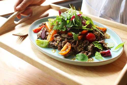 Ăn mãi bò xào, bò kho cũng chán, cuối tuần đổi gió làm món này đảm bảo cả nhà xuýt xoa khen ngon mãi không thôi!