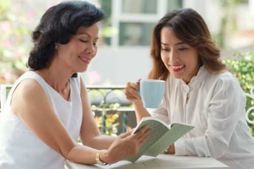 Muốn được mẹ chồng yêu chiều như con gái, có 3 điều nàng dâu thông minh đừng dại thốt ra