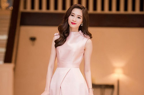 Bạn gái có gu hãy chọn mẫu váy này để diện trong mùa hè, gầy - cao - xinh chẳng kém gì Hoa hậu Đặng Thu Thảo