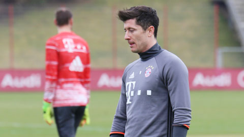 Quyết rời Bayern, Lewandowski sẵn sàng đình công