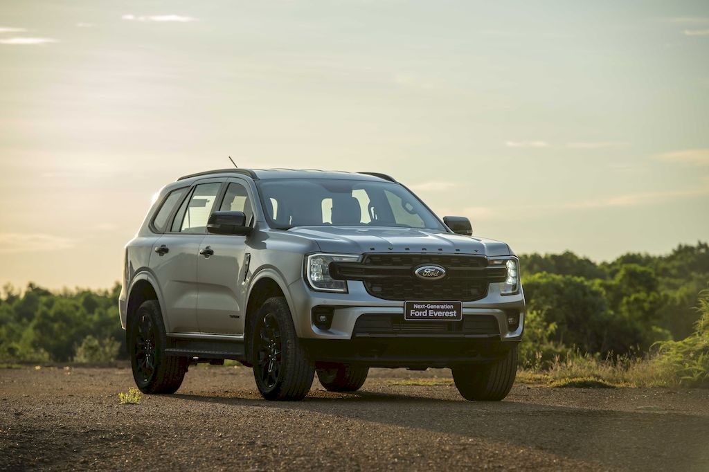 Ford Everest 2023 chính thức ra mắt Việt Nam, giá từ 1,099 tỷ đồng